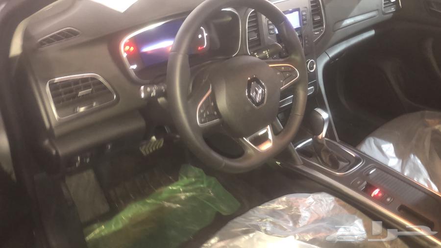 Renault Megane Half Full Screen and Camera Model 202363614175886337114