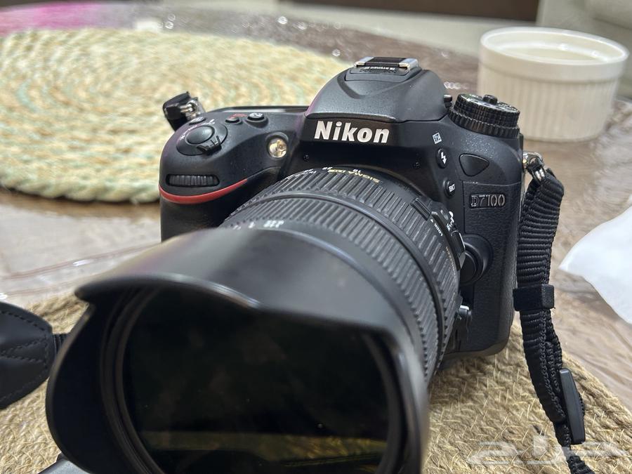 Nikon D7100 camera with two lenses63366002307715114