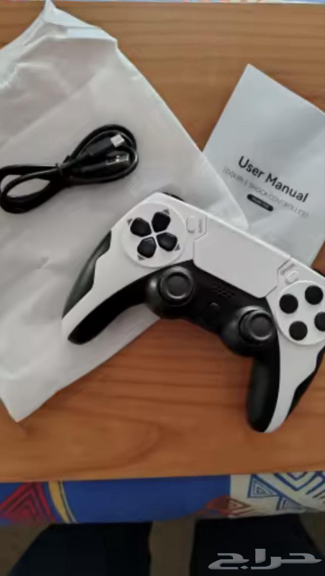 Game controller compatible with PS3, PS4, and PC63370375802753112