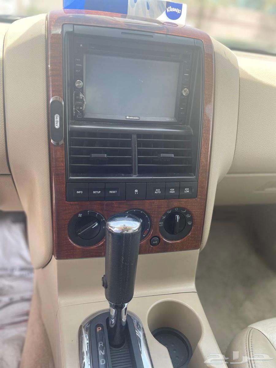 Ford Explorer 200663614163255683114