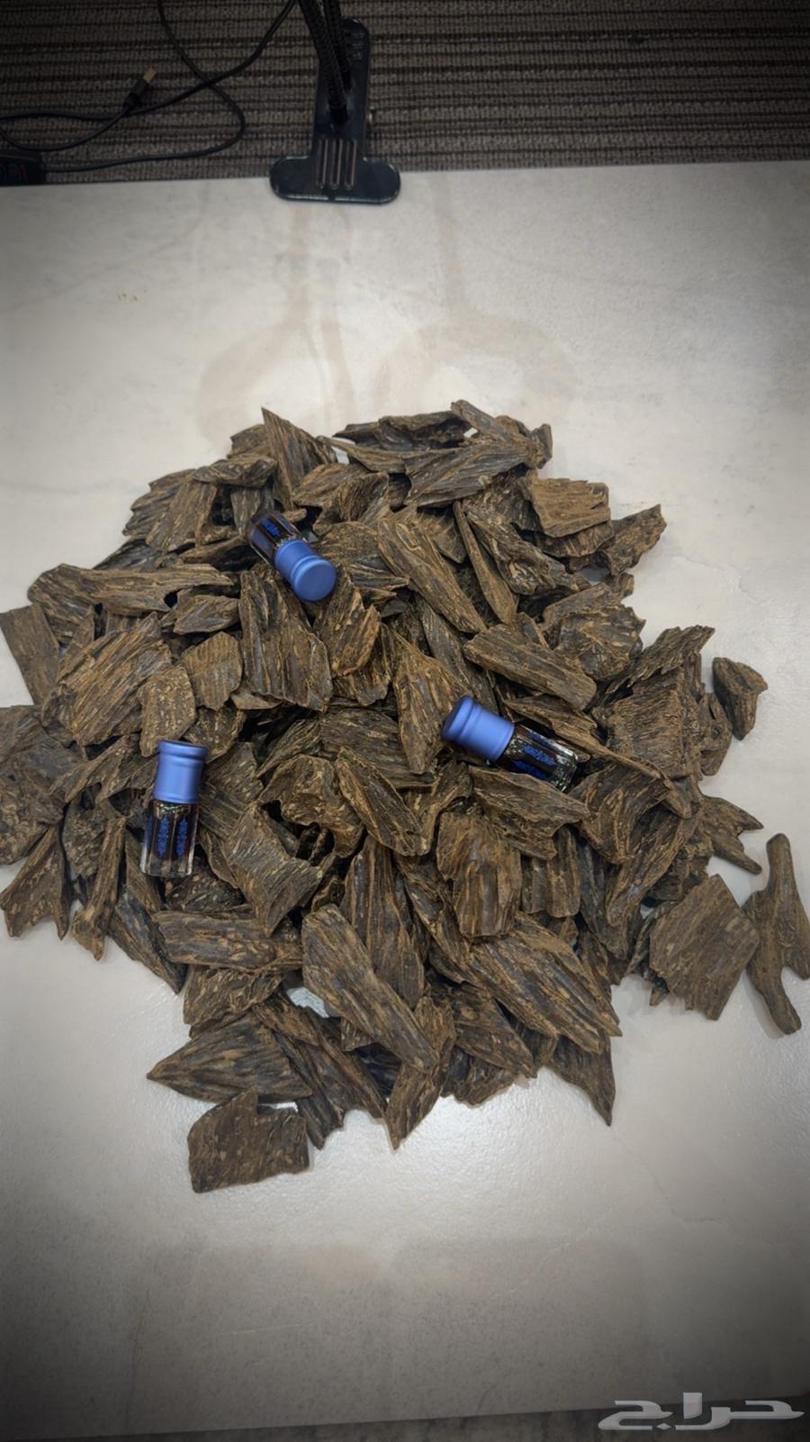 Pure natural enhanced oud (blue oud)63363822745345111