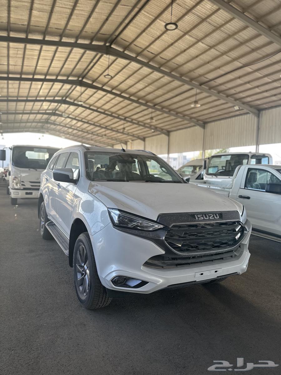 Isuzu MUX Full Option 2024636145310708501116