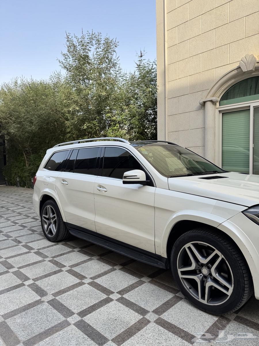 Mercedes 201763614363134083114