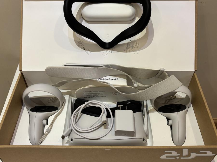 Oculus Quest 2 VR headset for sale, like new63360417988867111