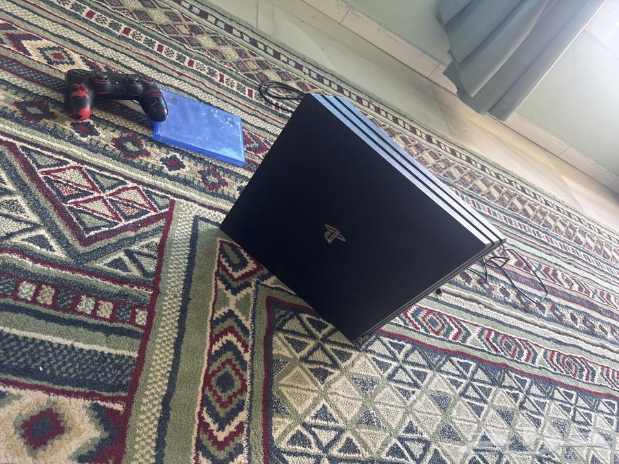 سوني 4برو63363451947779113