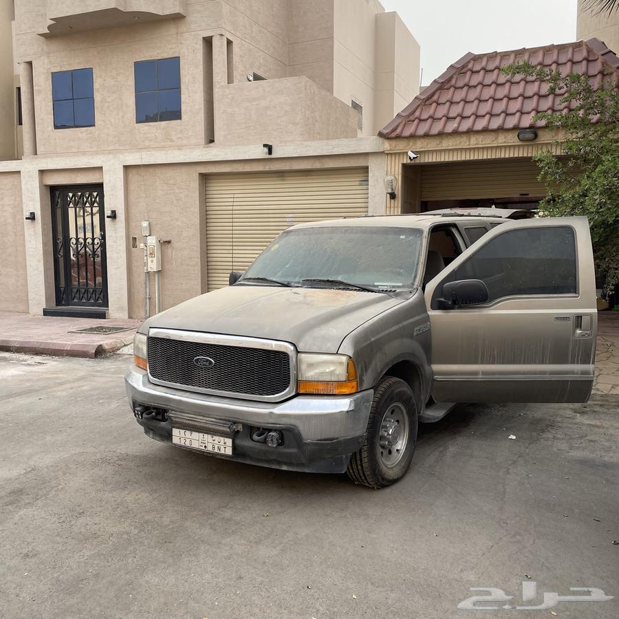 فورد اكسكيرجن 10 سلندر المحرك الكبير63614366348418111