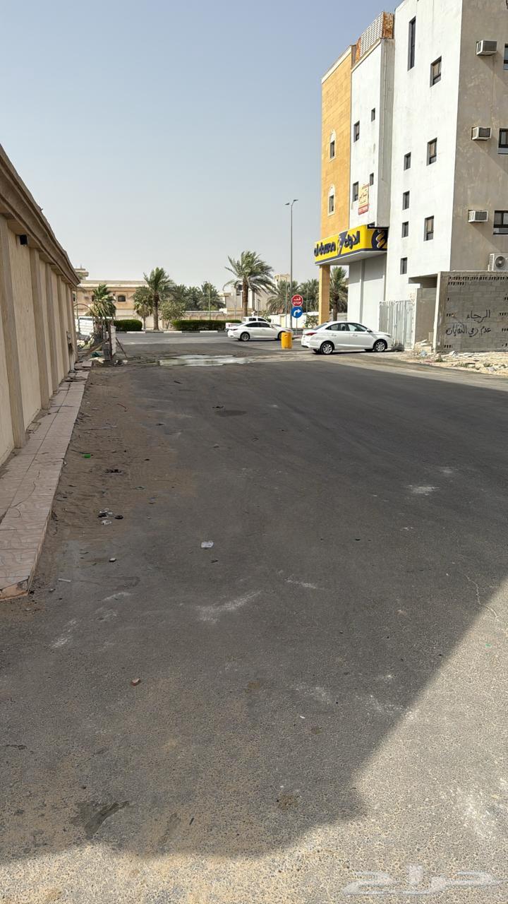 للبيع اربع ادوار متجاورةشغل مودرن مساحه315م2واربع فلل الحمرا63009594393346112