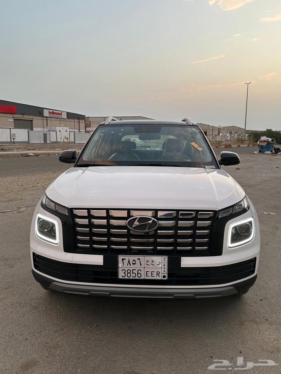 hyundai venue 202463614534380930111