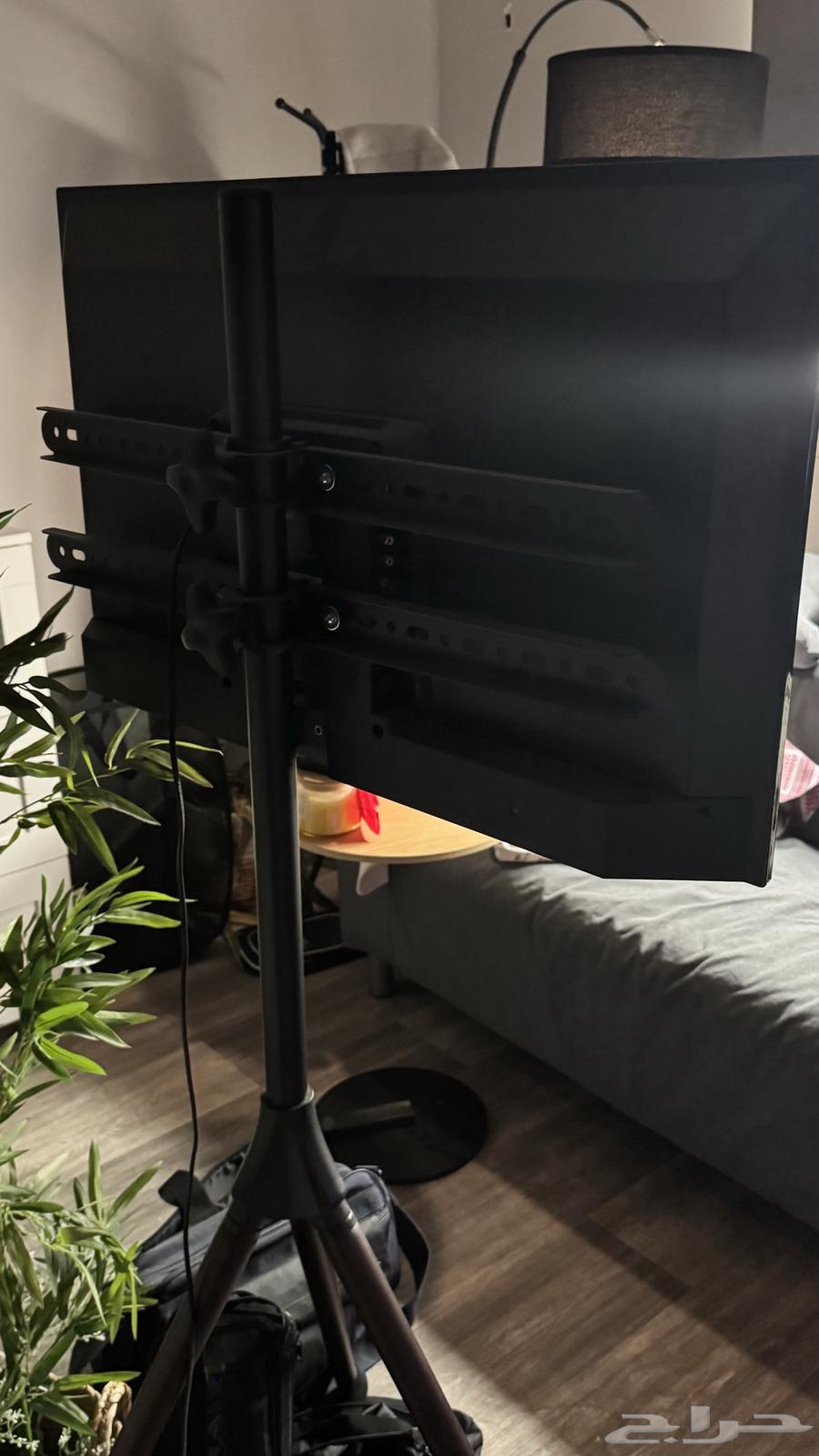Toshiba 32-inch screen in excellent condition, clean and high quality63357775891458112
