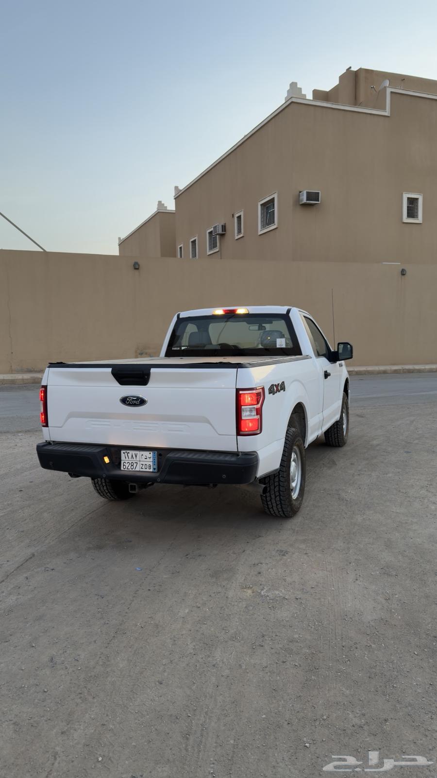 Ford F150 Double Cab V8 5.0 Model 201863614888649475111