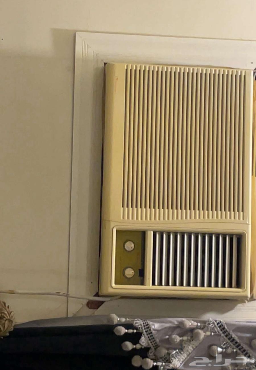 مكيفات شباك بحالة ممتازة63028792898434113