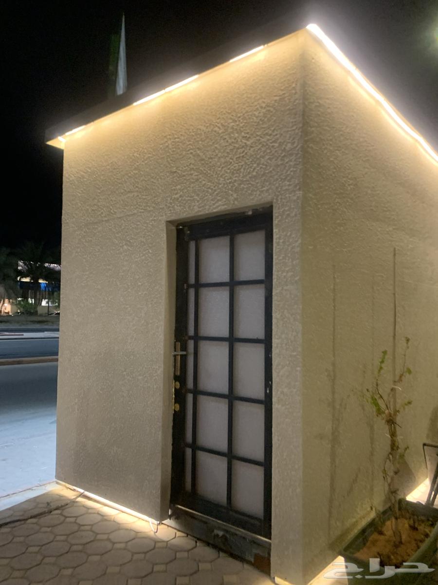 For sale: a kiosk, coffee shop, and furniture including chairs63352675847681114