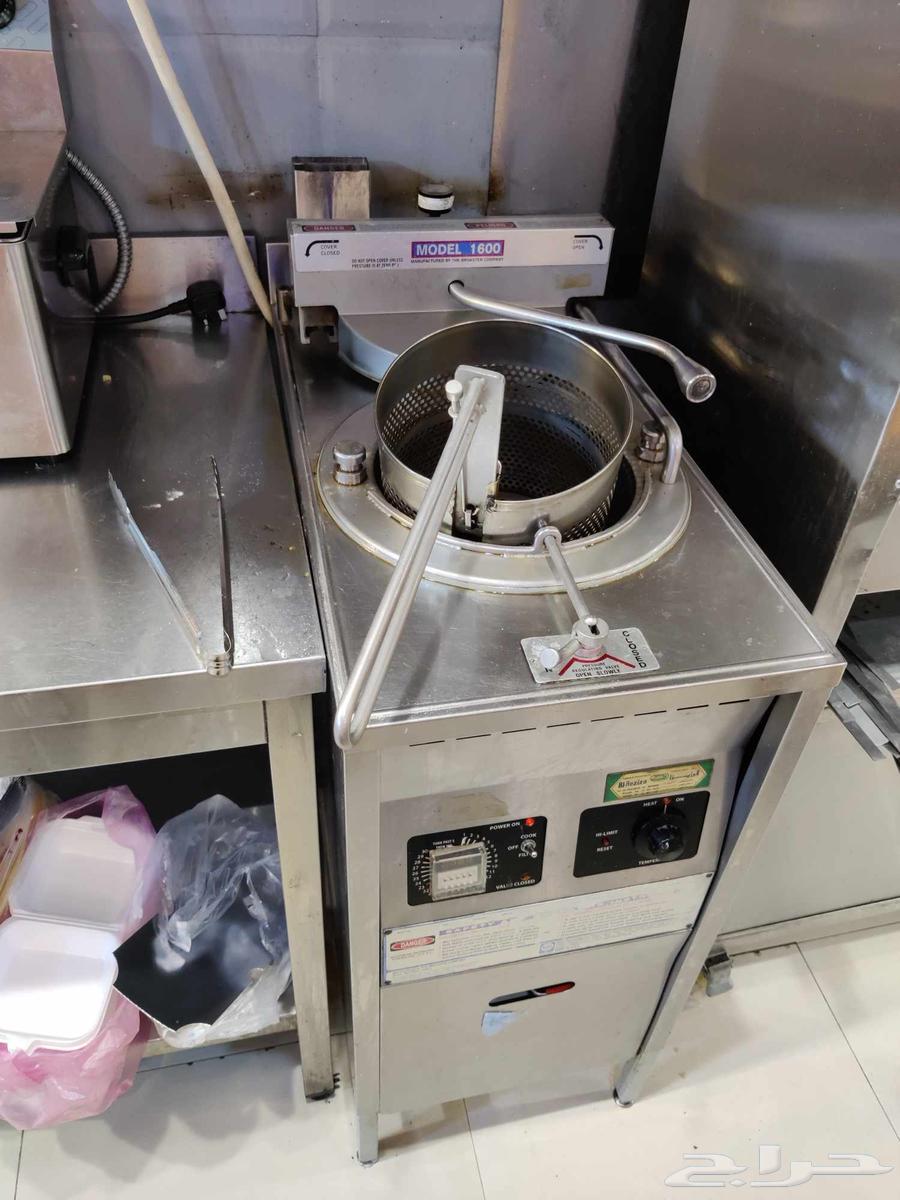 Restaurant for sale with all its equipment63360328133763113