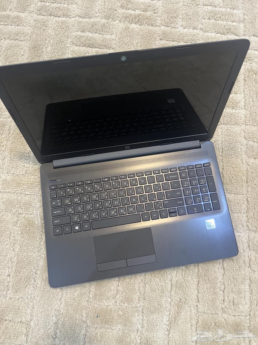 Very clean used HP laptop, lightweight, with original charger and bag.63352370973955111
