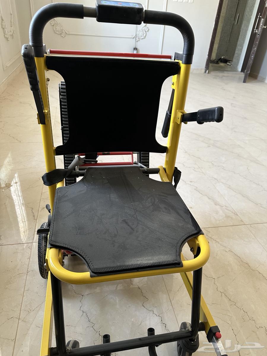 كرسي كهربائي لكبار السن636148830365471119