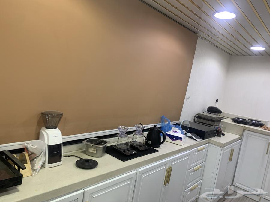 For sale: a kiosk, coffee shop, and furniture including chairs63352675847681112