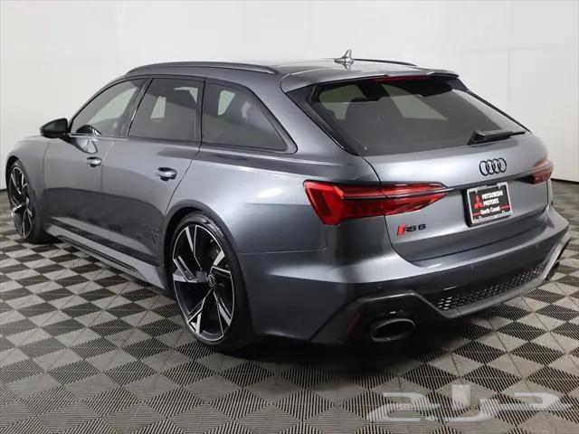 Audi RS 6 Avant 202163362685916418113