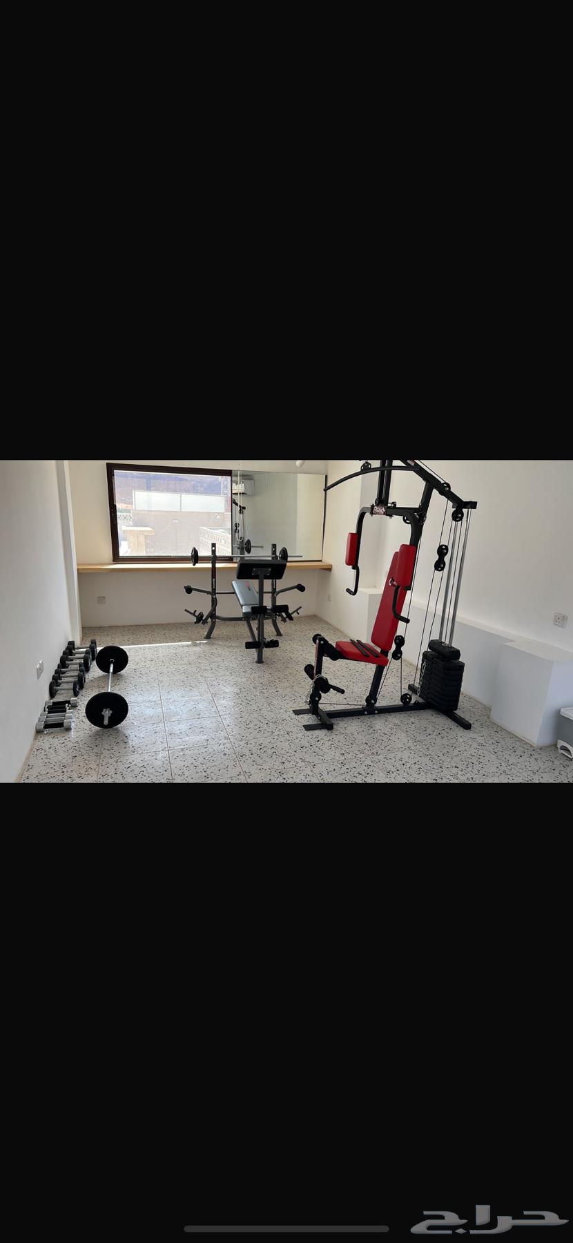 Lightly used gym equipment, same as in the picture63357450619778114