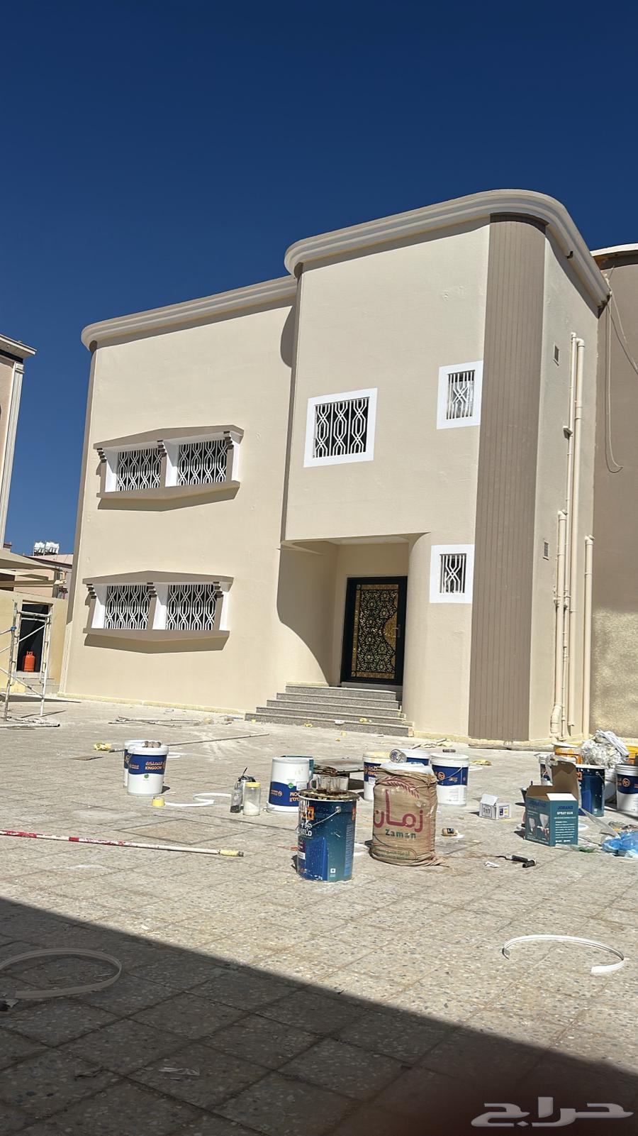 Interior and exterior building paint63031434043778113