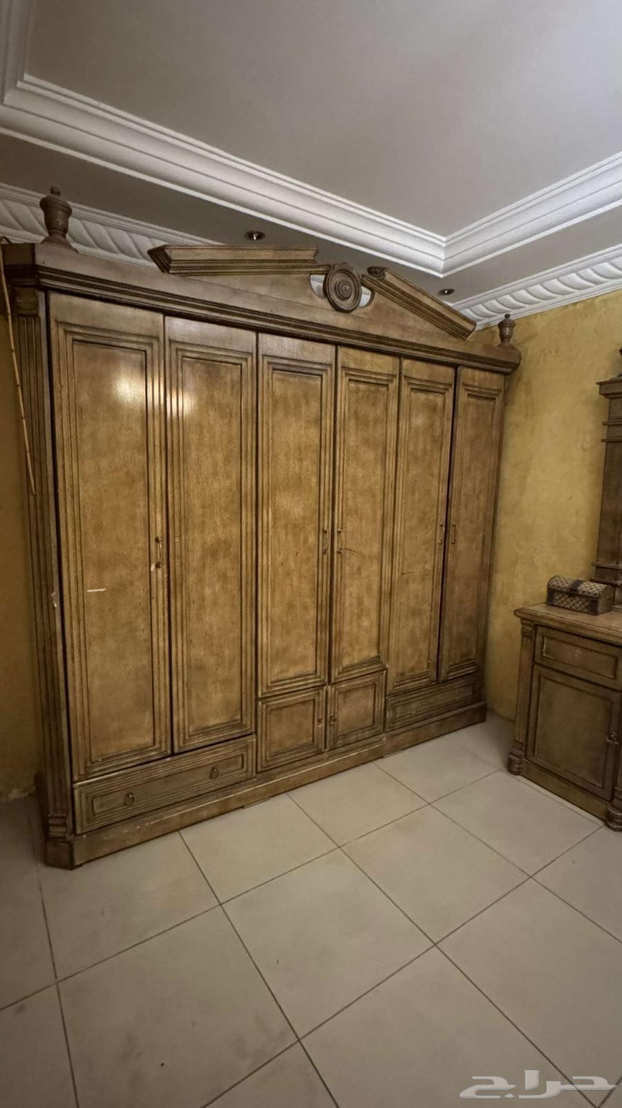 A wardrobe in very new condition and a dressing table with a chair63346404223618111
