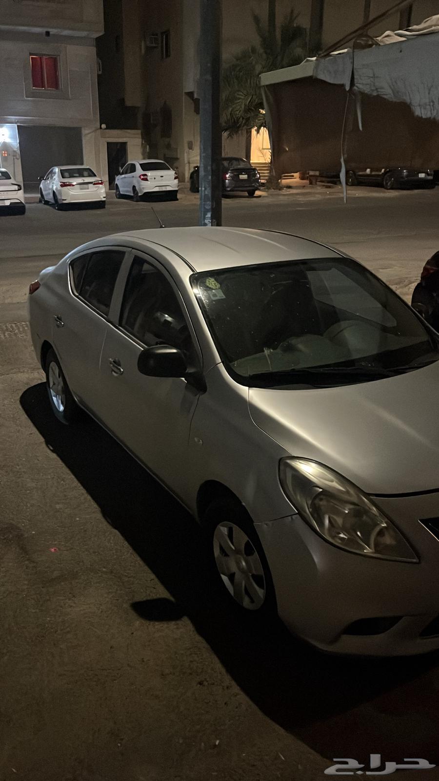 Nissan Sunny 201663615218490499111