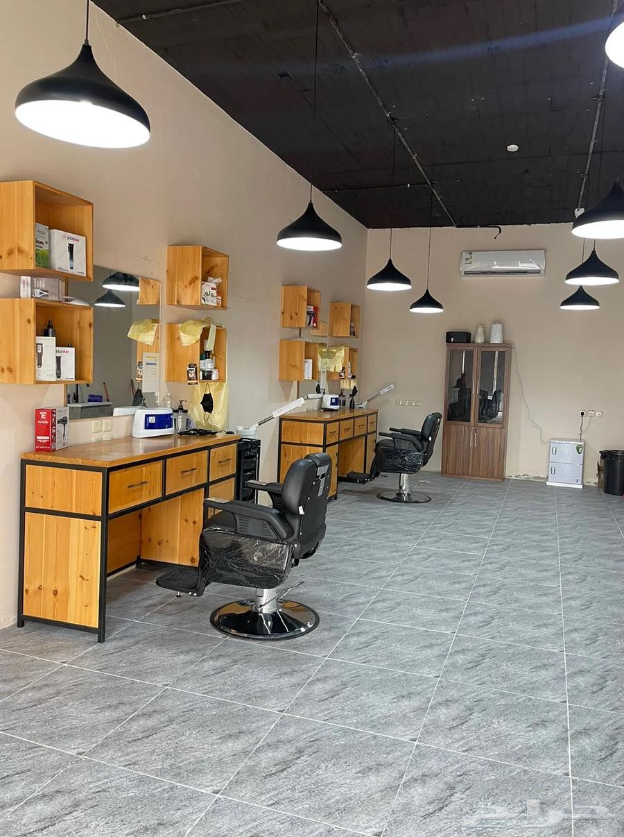 Several barber shop locations for sale63399706532354114