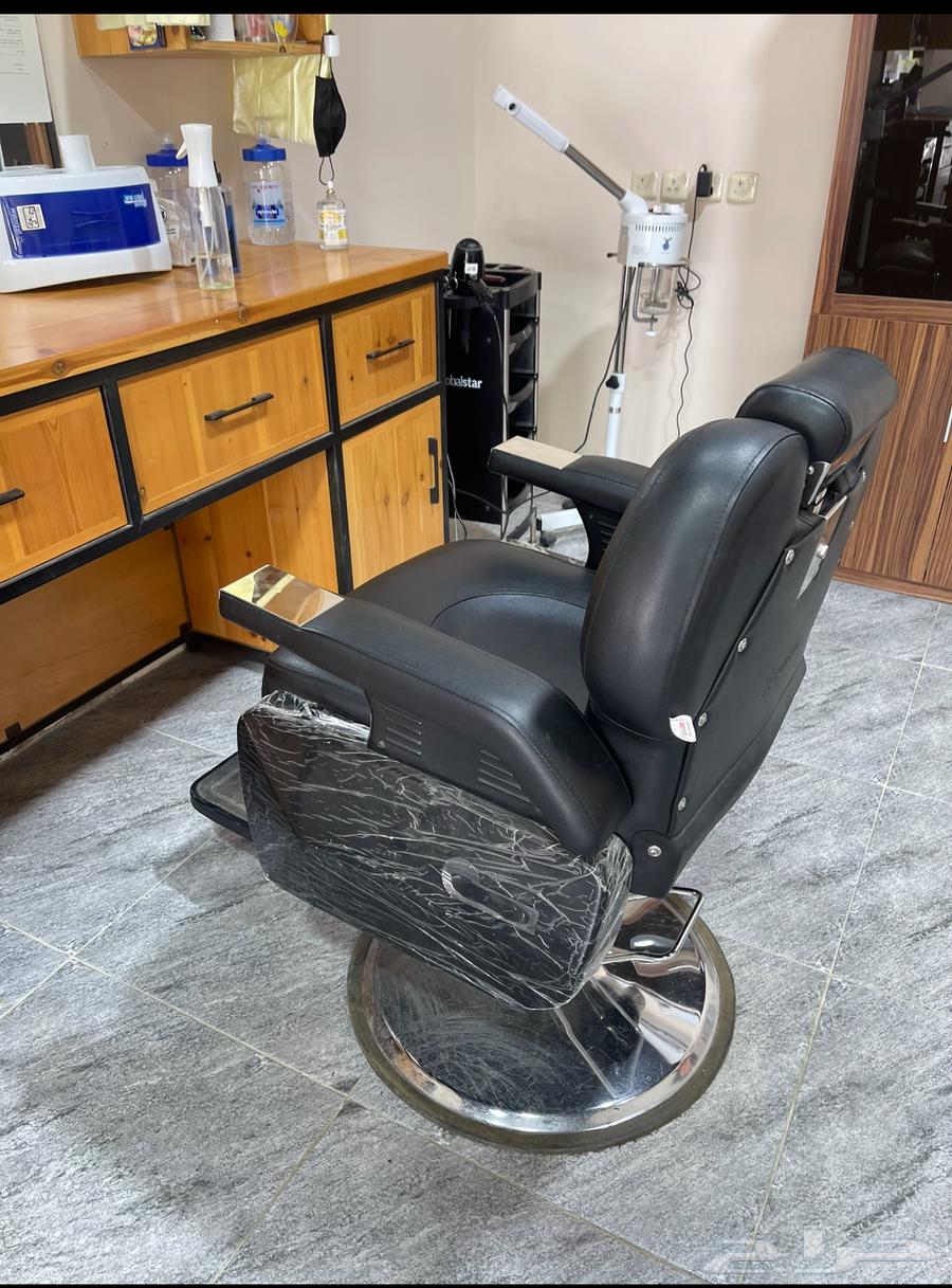 Several barber shop locations for sale63399706532354113