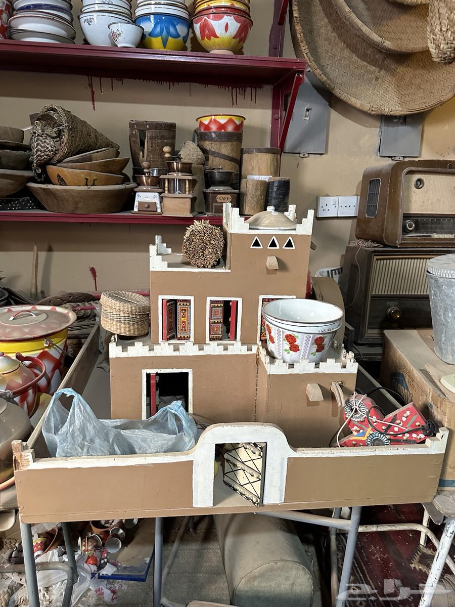 A heritage hall and a diverse collection of rare heritage artifacts63345882993282113