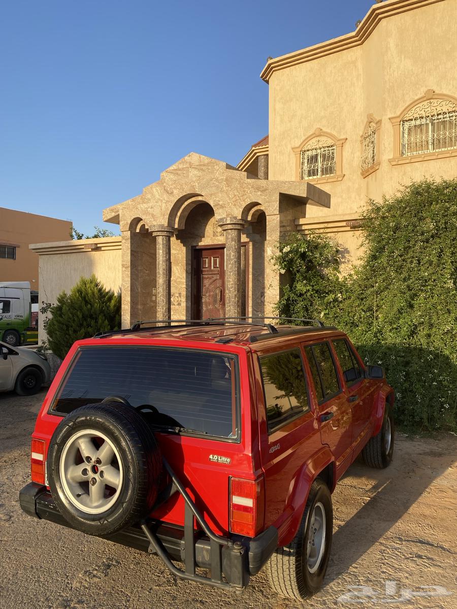 جيب شيروكي63615073302786112