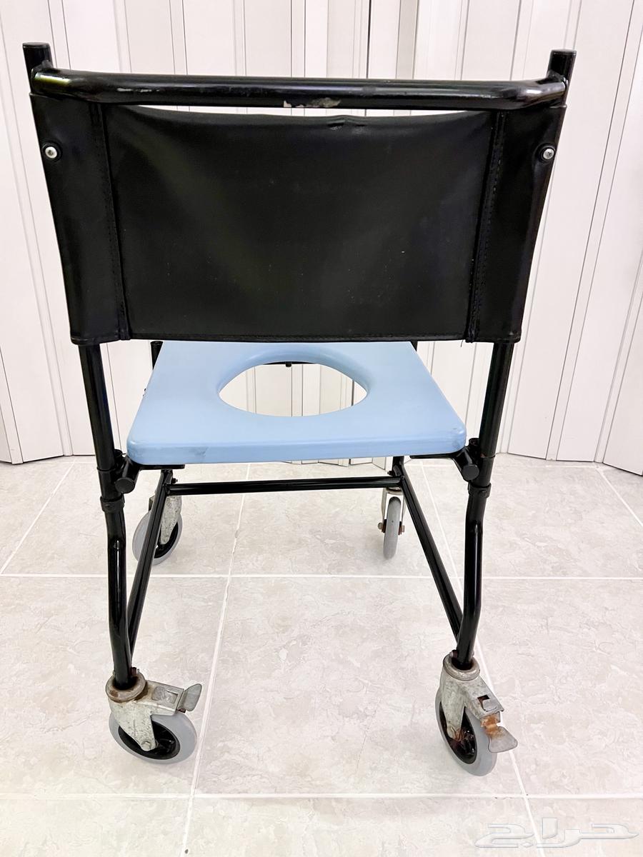 Movable bathroom chair63214635081603113
