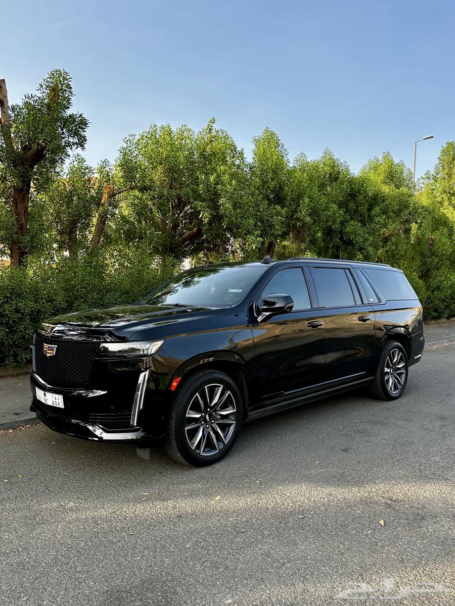 2022 Cadillac Escalade (Low Mileage)63614910959873110
