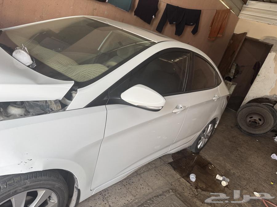 Accent damaged model 201663614910979586111