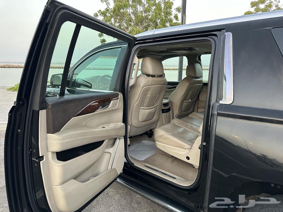 Cadillac Escalade 201563615205441155112