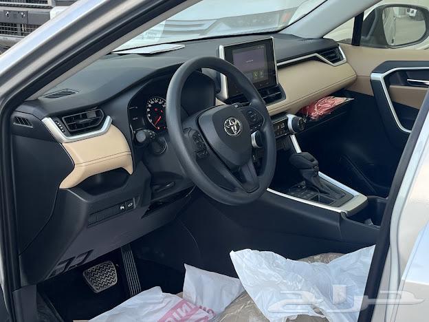 Toyota RAV4 Gasoline XLE 2025 Al Othaim63614909705474111