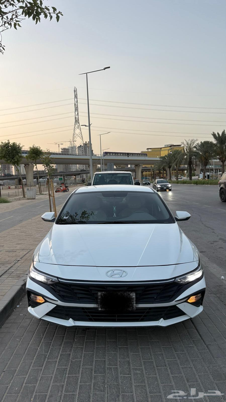 For sale 2024 Elantra with low mileage63615384129538113