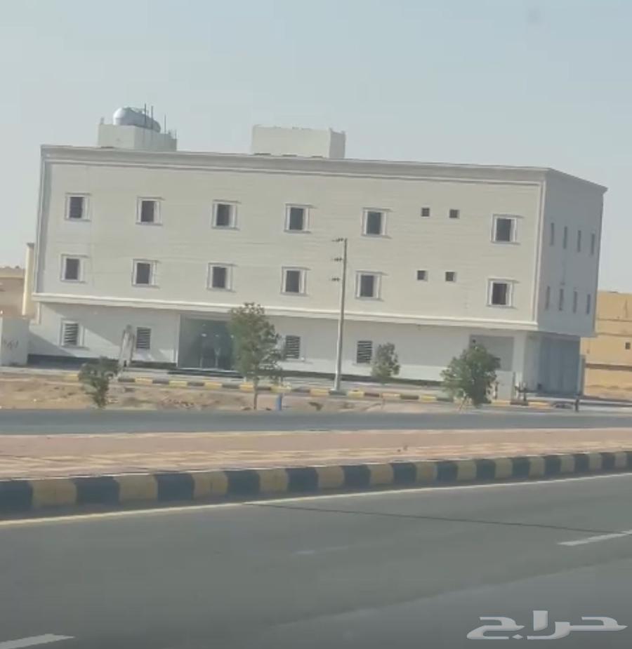 Commercial building for investment630288046592031121