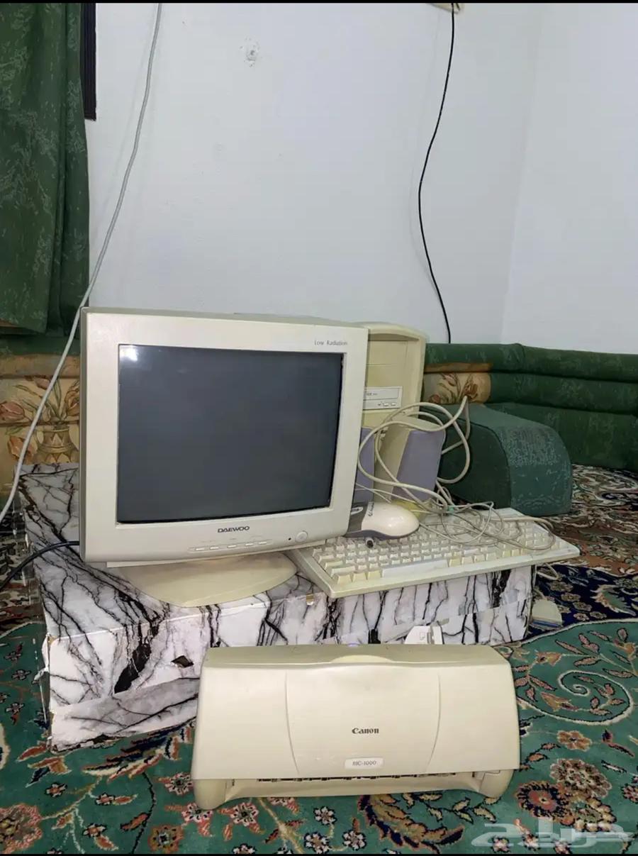 كمبيوتر نظيف وسماعته معه وطابعته معه استعمال بسيط63344914503937110