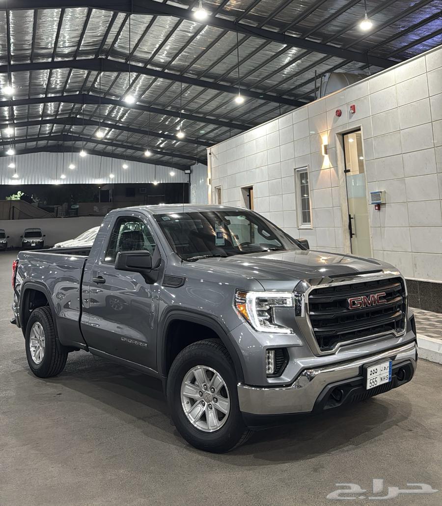 2020 Gasoline Sierra with only 60,000 KM.63615540911361112