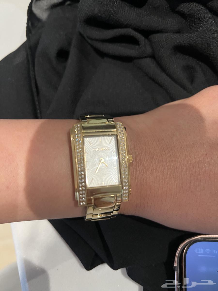 Nina Ricci diamond watch for sale63342018696195111
