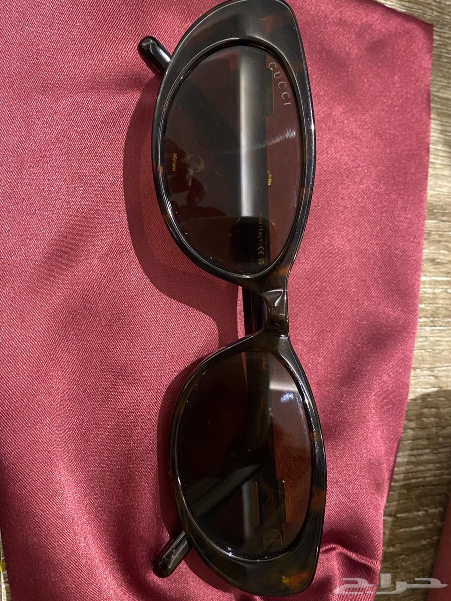 sunglasses63359117323394112