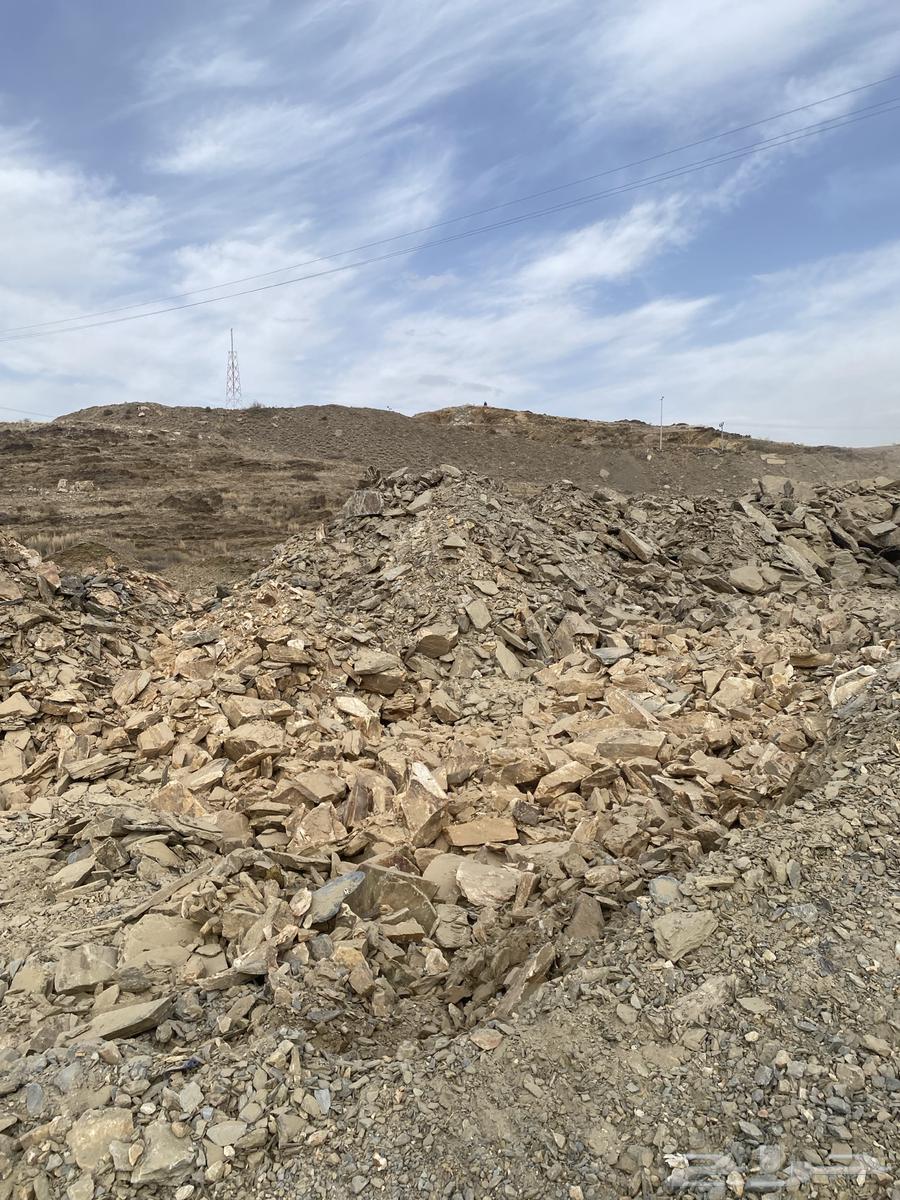 دفنيه مع حجر63027487377153113