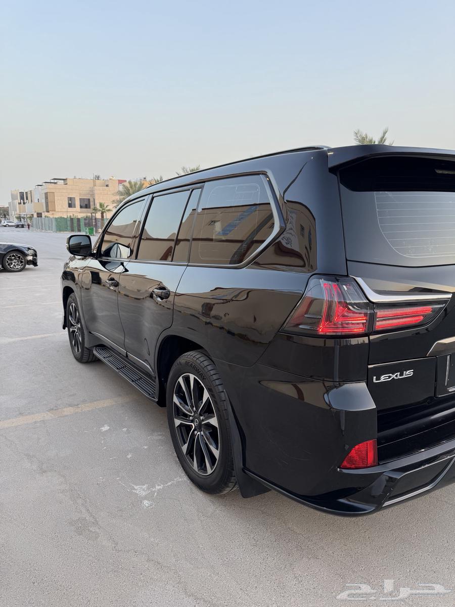 Lexus 2017 Agency63615351215234111