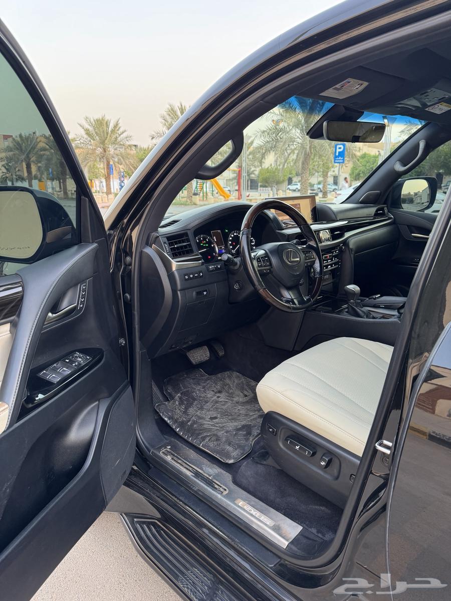 Lexus 2017 Agency63615351215234113