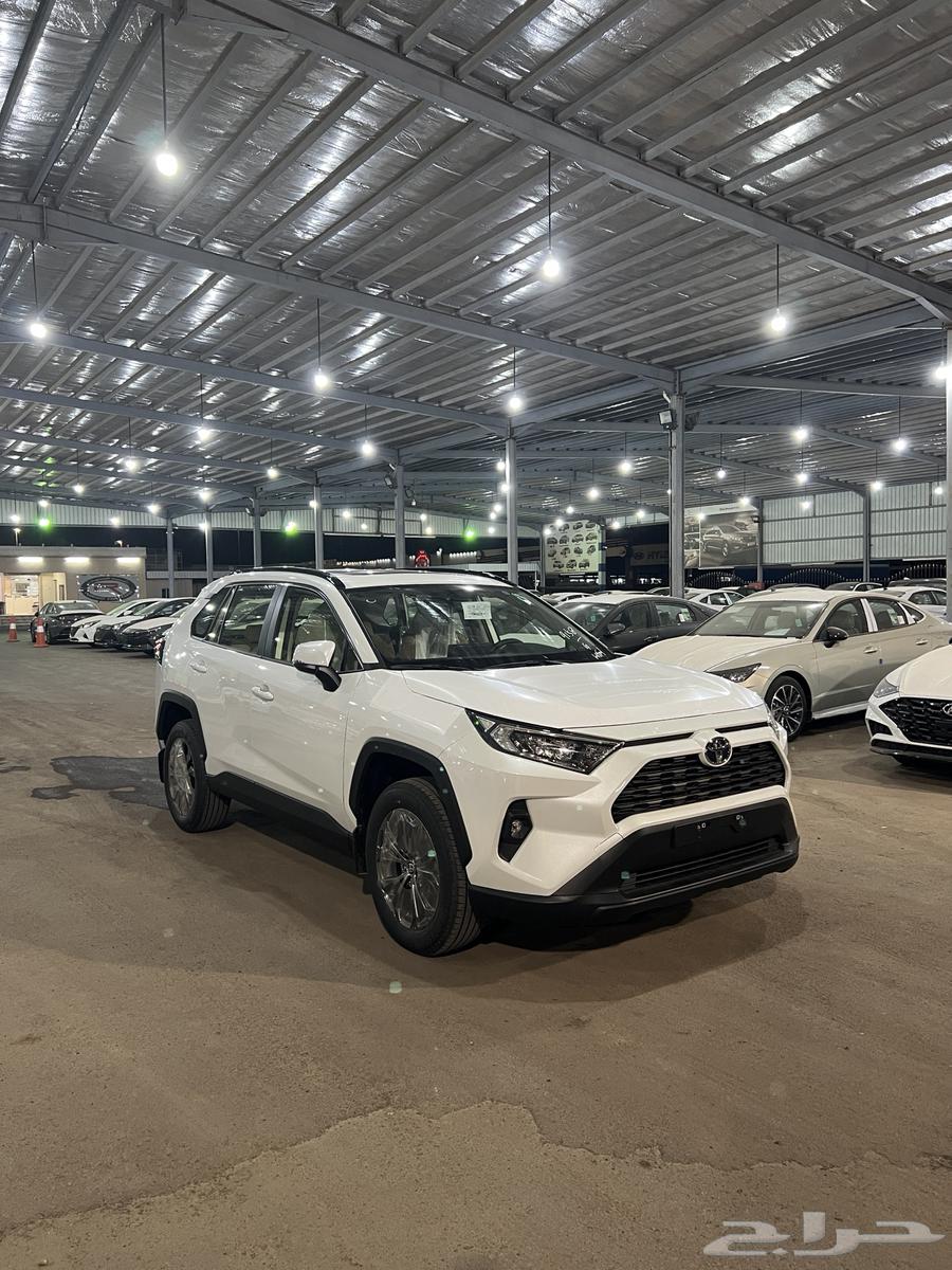 RAV4 2025 XLE Full Option Lowest Price63615540764417113