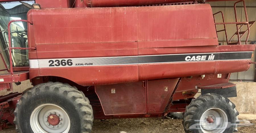American red-colored Case 2366 harvester633410166284831120