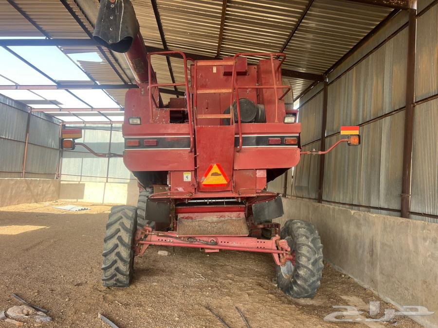American red-colored Case 2366 harvester63341016628483112