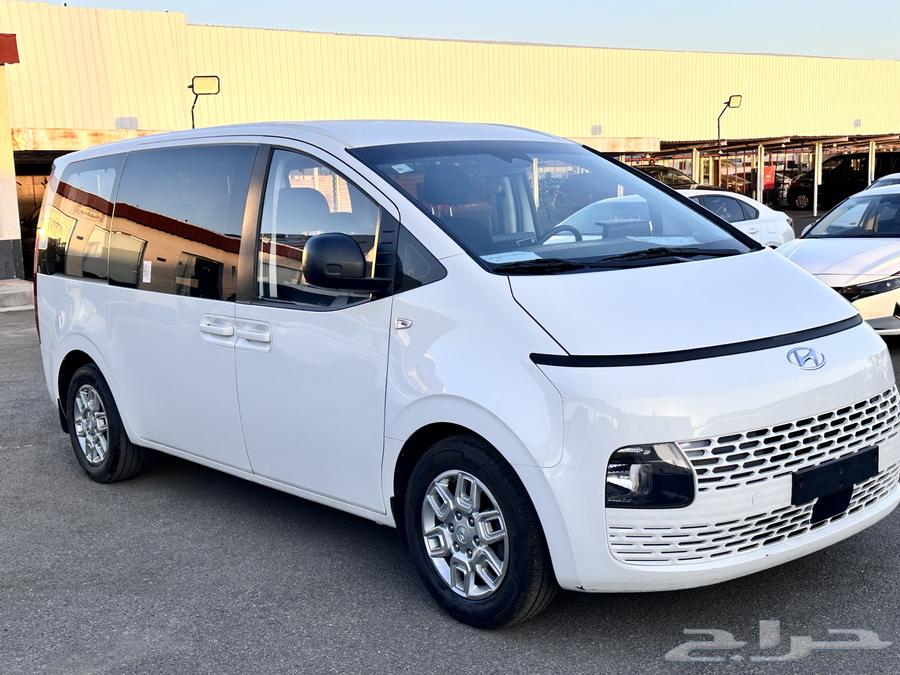Hyundai Staria 2022 Diesel with Customs Card Imported from Korea63615544697091112
