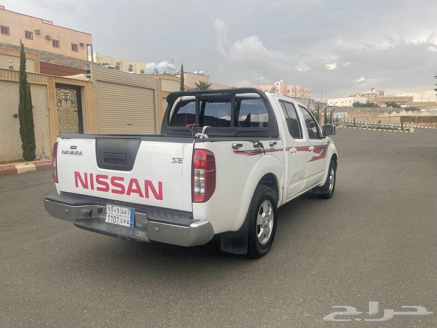 Nissan Navara 2015 Automatic Very Clean63615676775682112
