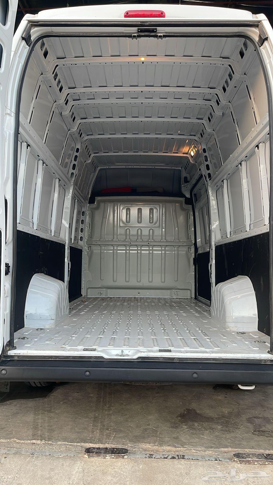 Peugeot Boxer for rent63615519758851112
