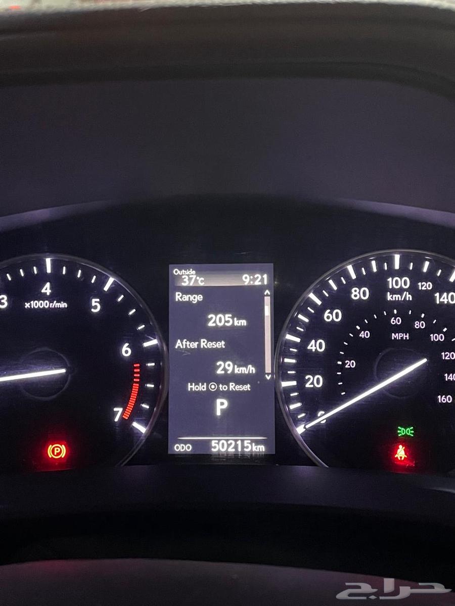 Lexus RX 350 2018 model, only 50,000 km driven63615527706370114